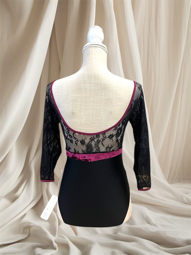 CLASS IN CRUSHED VELVET INSERT LEO