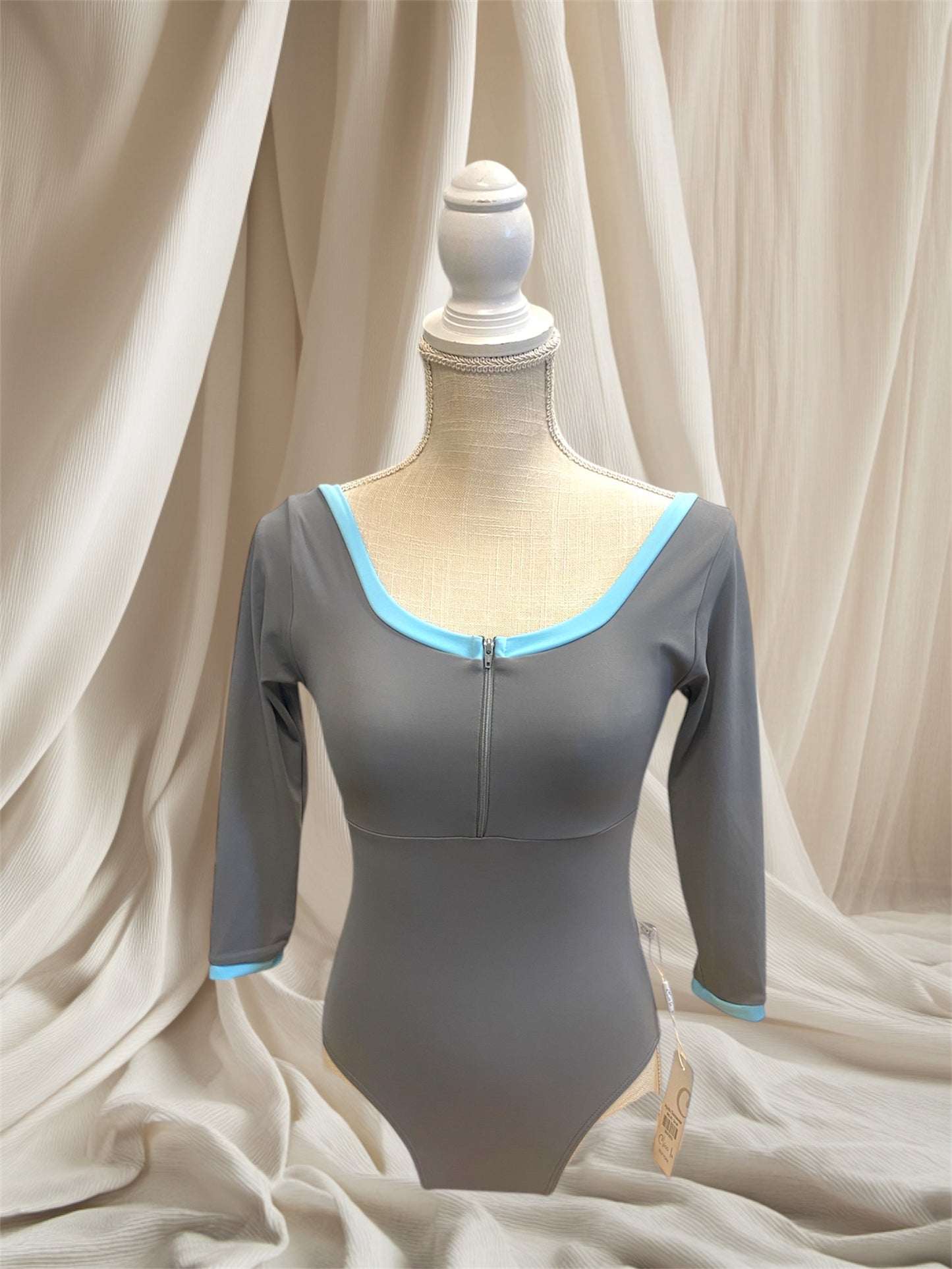 CLASS IN GREY HALF ZIPPER LEO