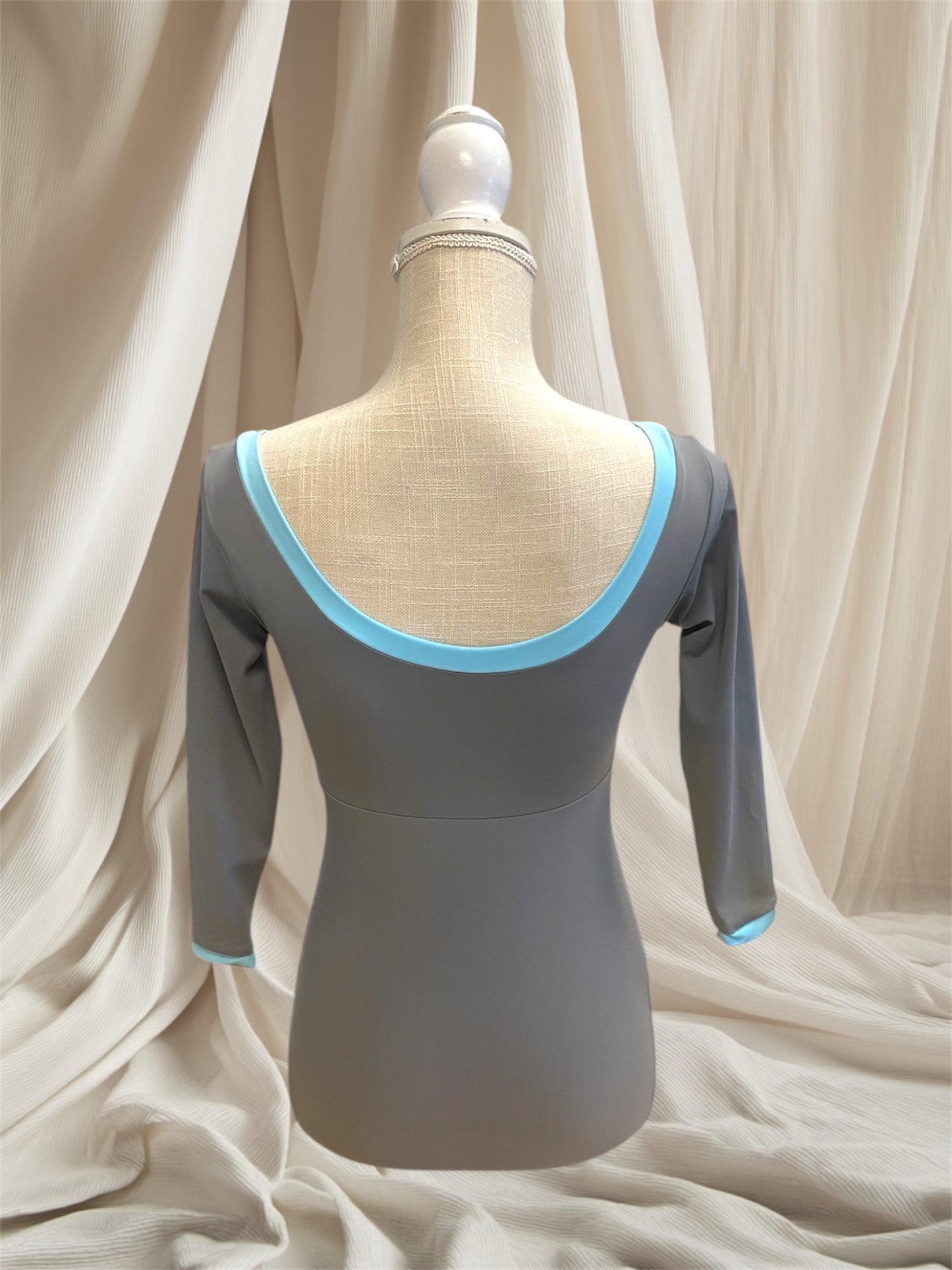 CLASS IN GREY HALF ZIPPER LEO