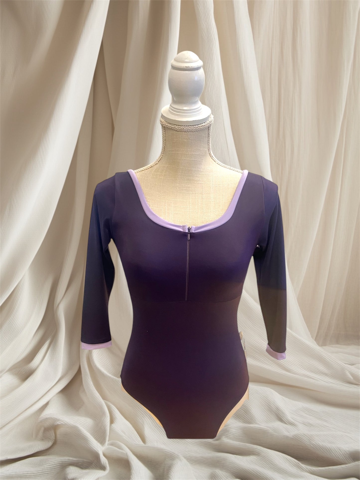 CLASS IN EGGPLANT HALF ZIPPER LEOTRARD