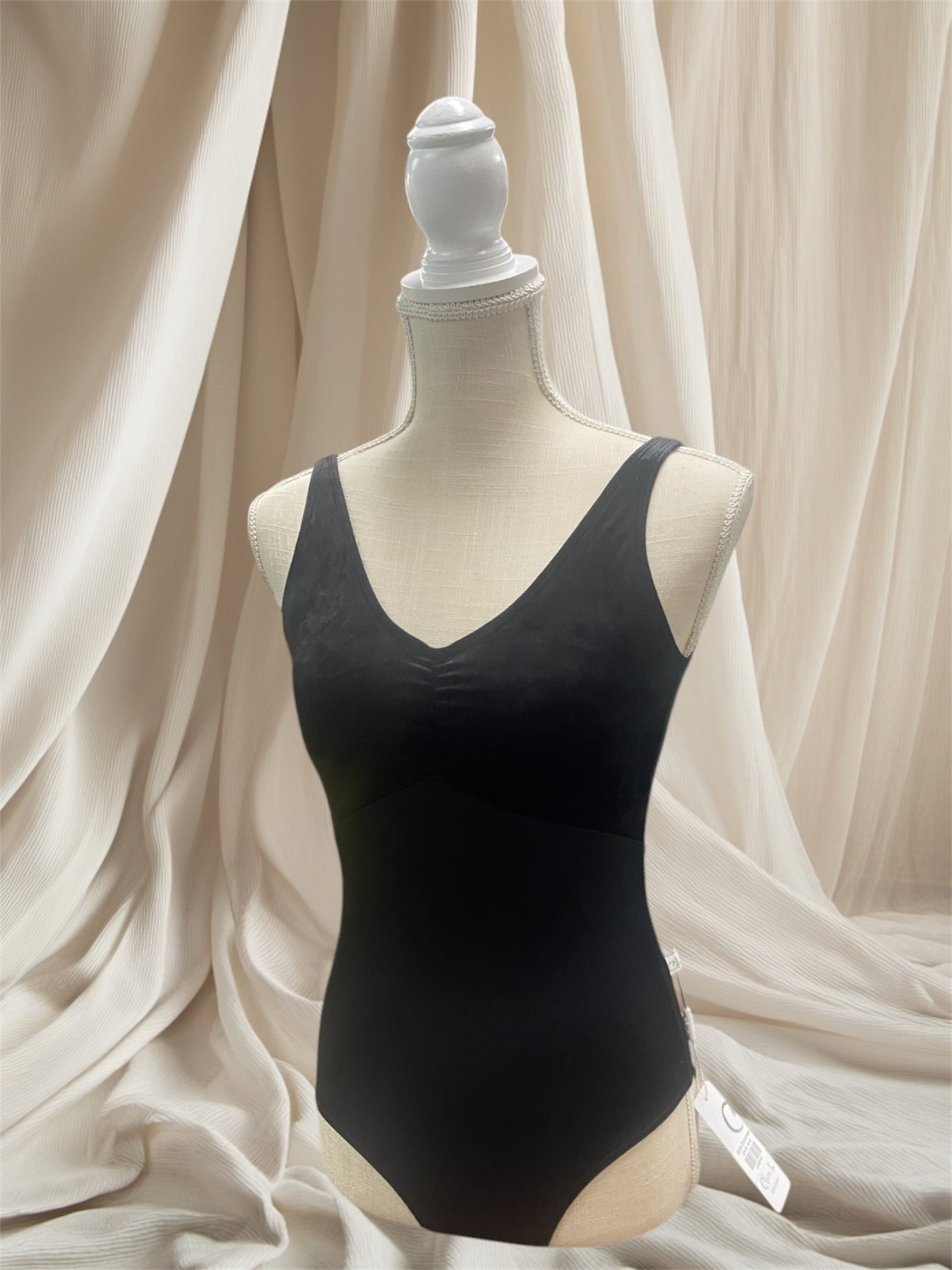 CLASS IN CRUCHED VELVET TANK