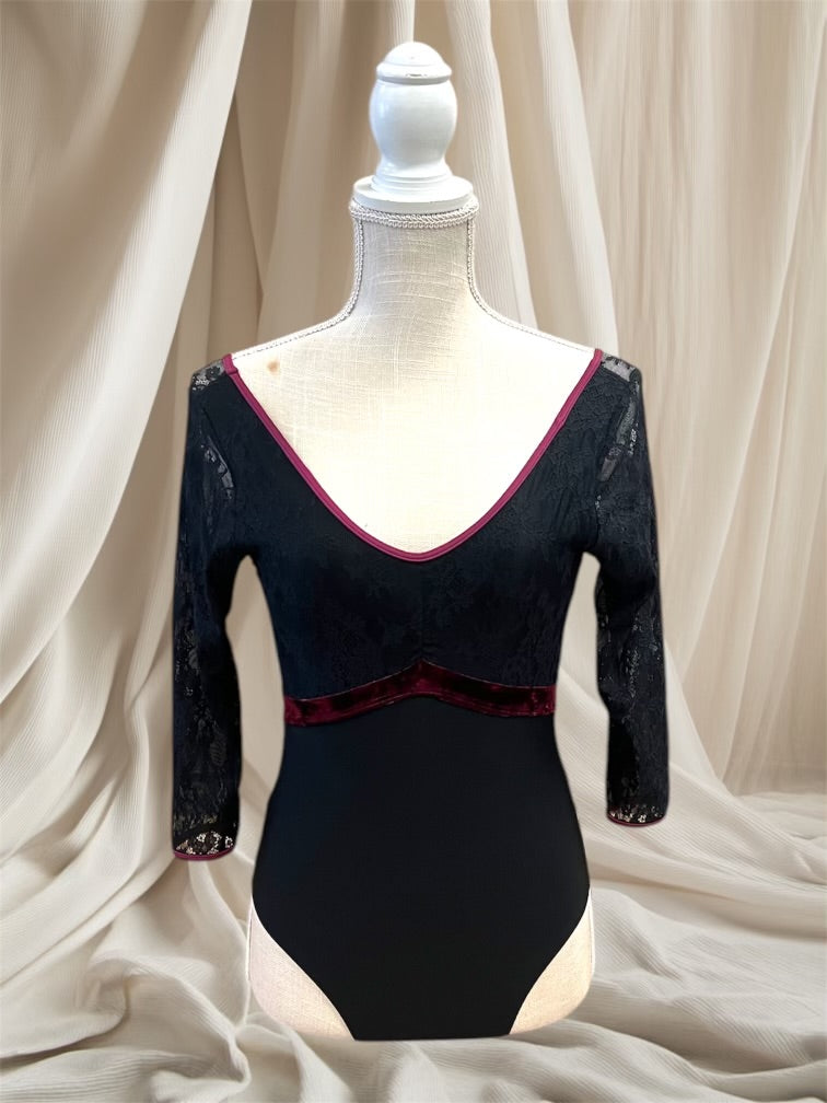 CLASS IN CRUSHED VELVET INSERT LEO